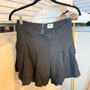 ARITZIA SUNDAY BEST Black skirt